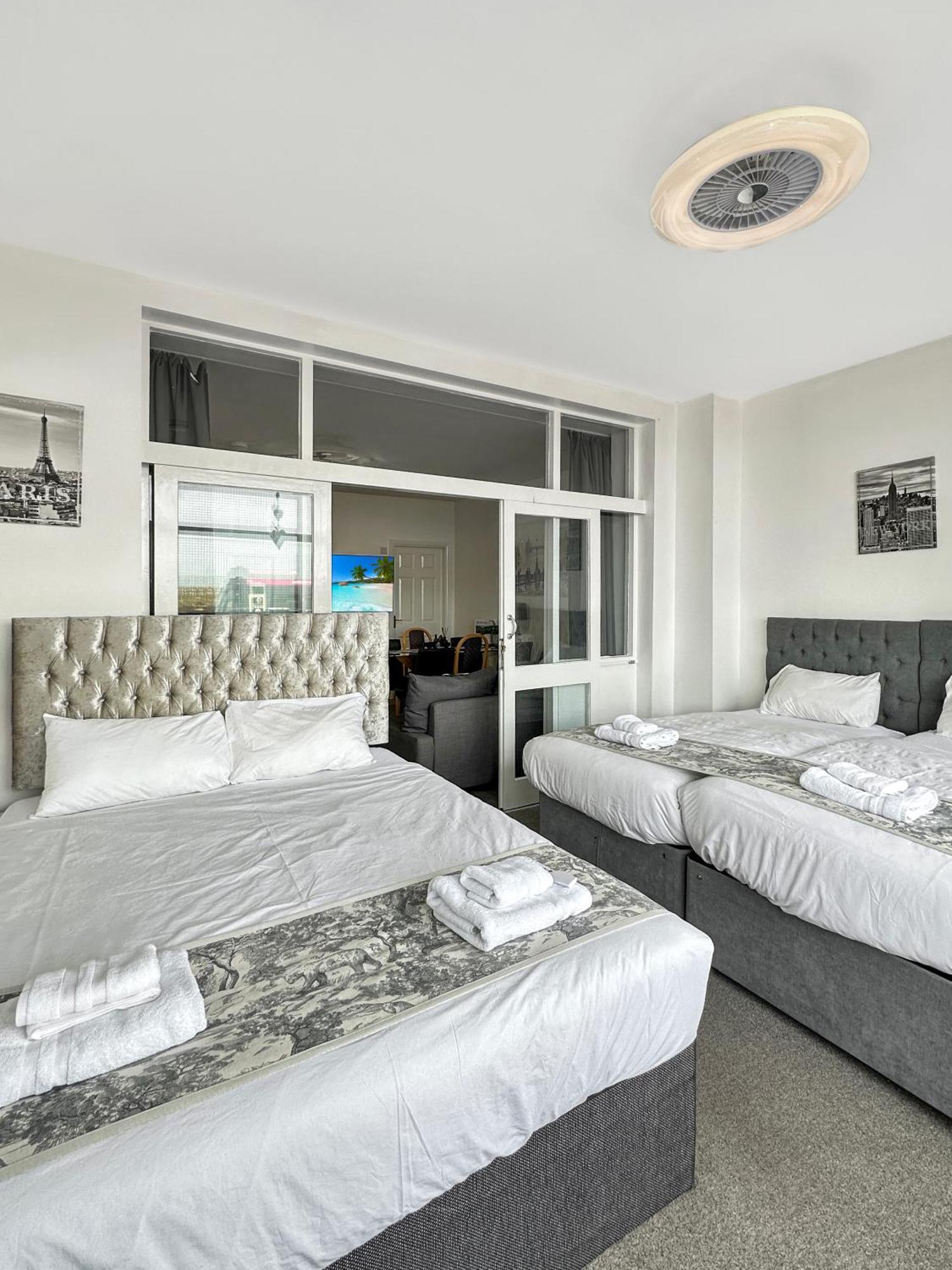 Granada Apartments Queen'S Promenade Blackpool Ngoại thất bức ảnh