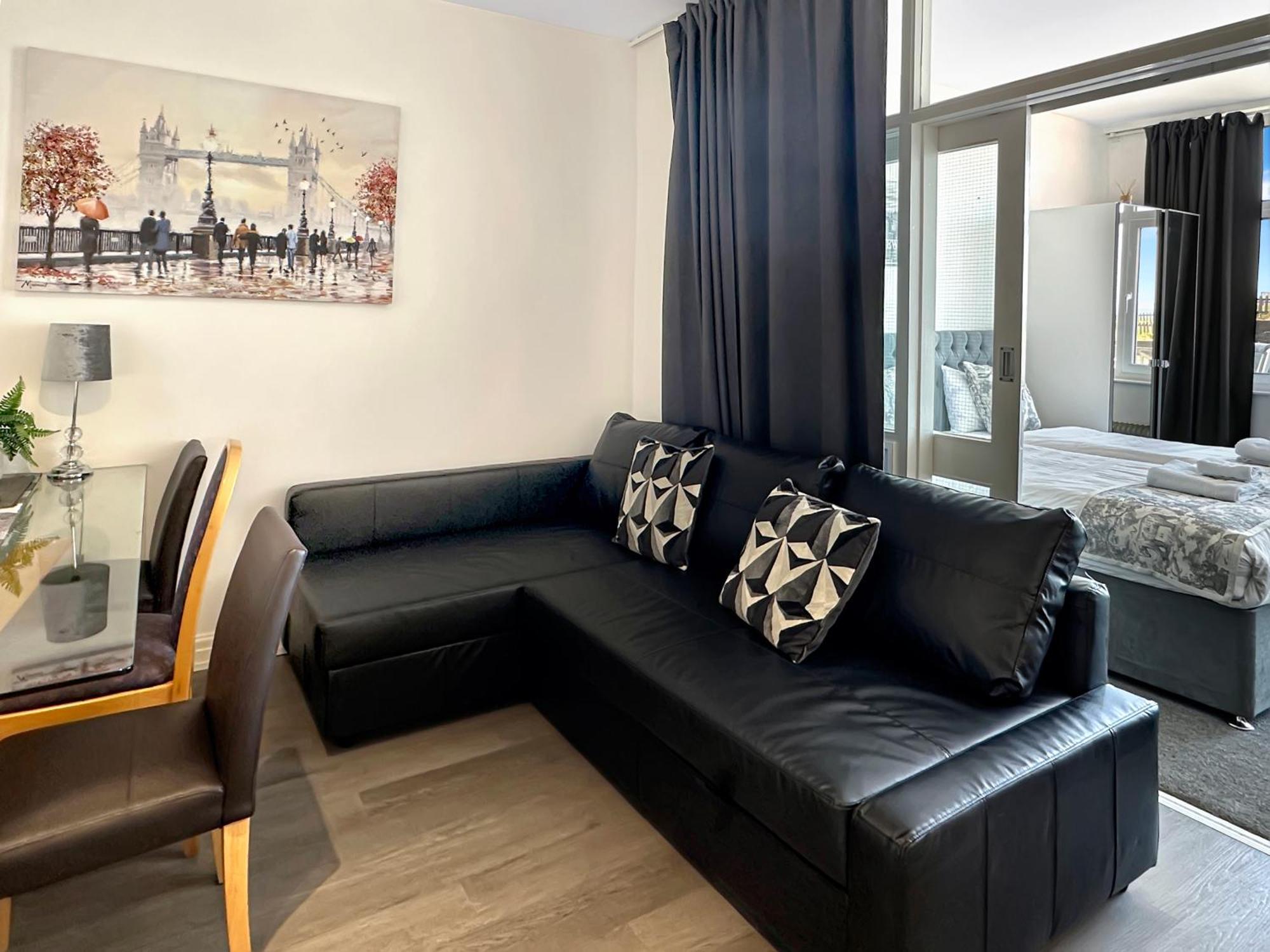 Granada Apartments Queen'S Promenade Blackpool Ngoại thất bức ảnh